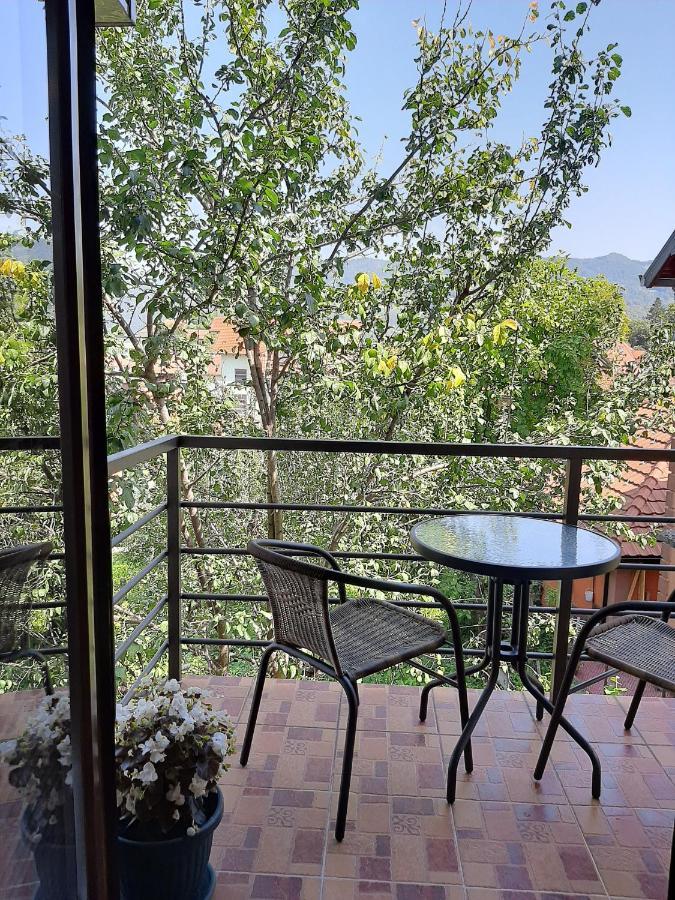 Apartmani Ogi I Ana Баина-Башта Экстерьер фото