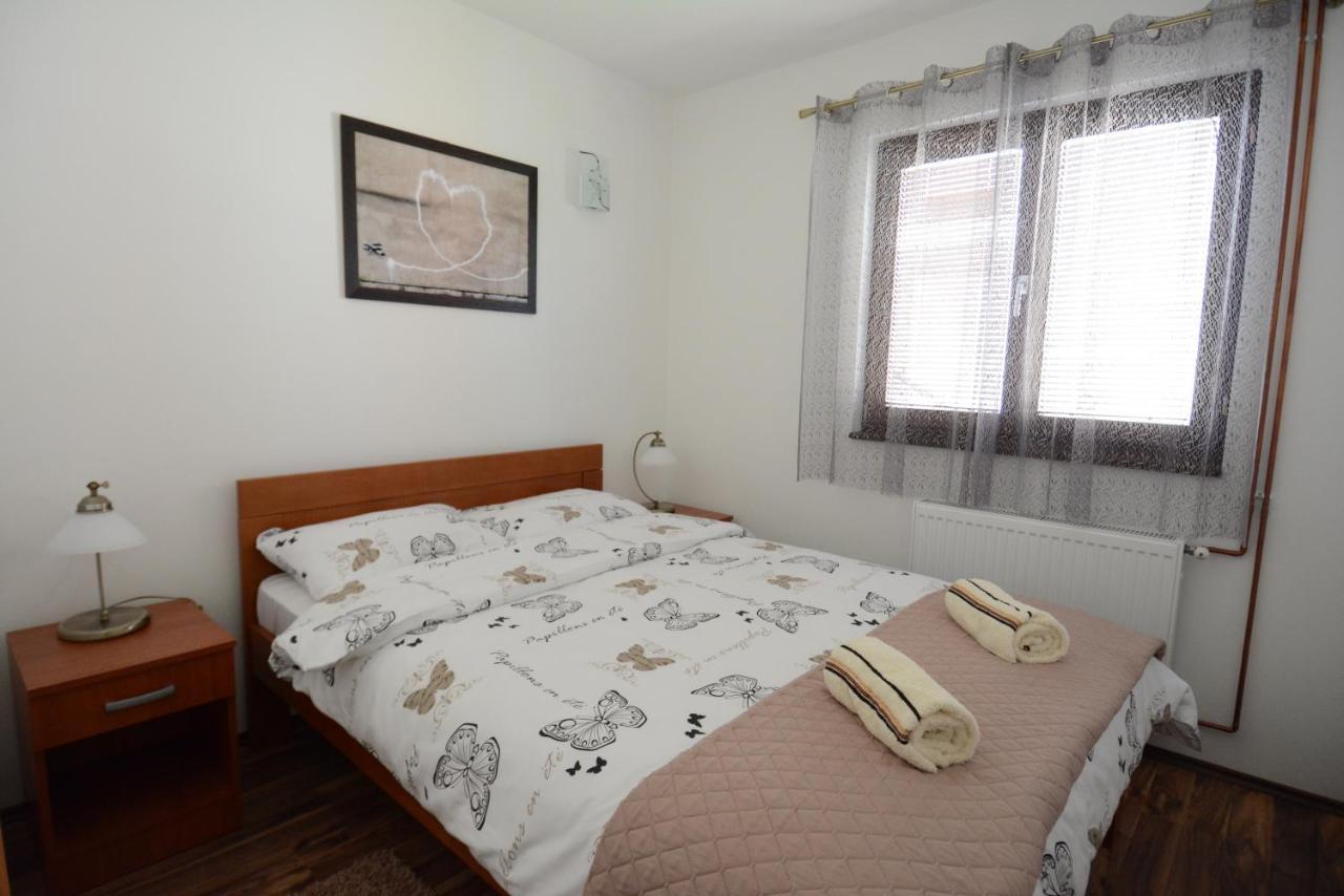 Apartmani Ogi I Ana Баина-Башта Экстерьер фото